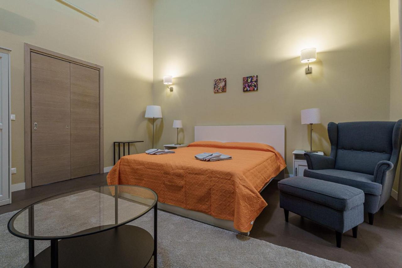 Holiday In Home Suite Archimede Catania Kültér fotó